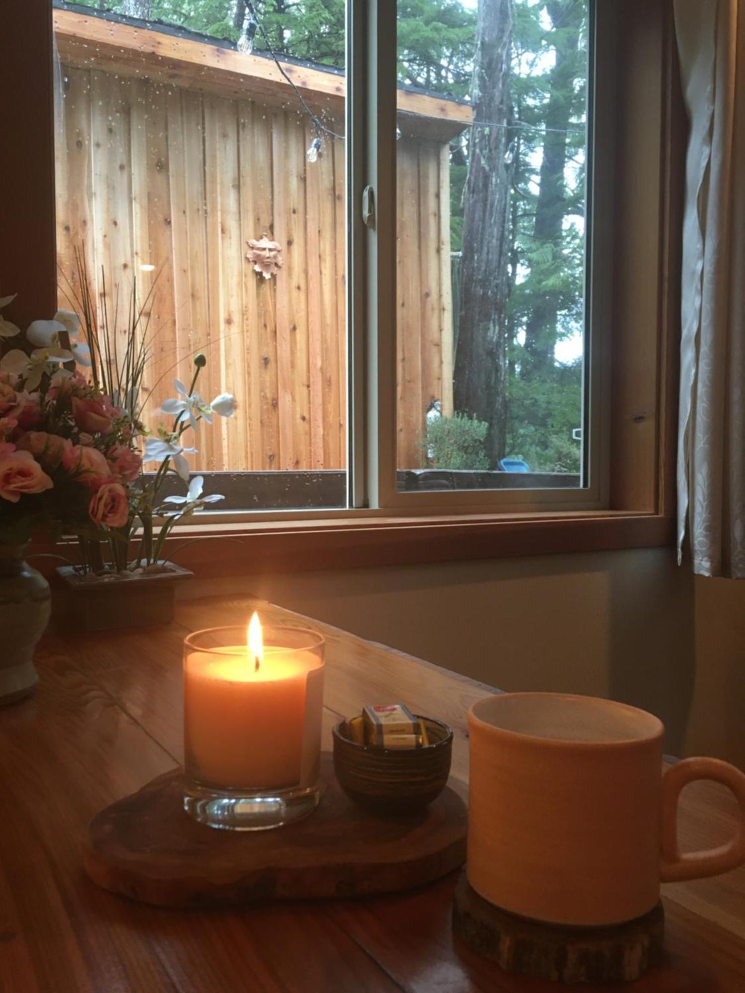 Forest Sweet Retreat Hot Tub & Wood Fired Sauna Ucluelet Exterior photo